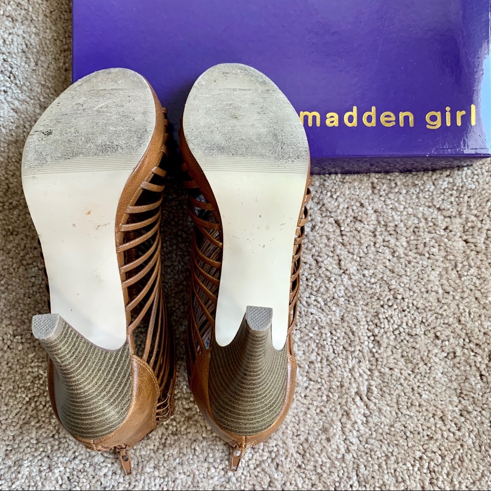 Open Toe Heels - Picture 3 of 10